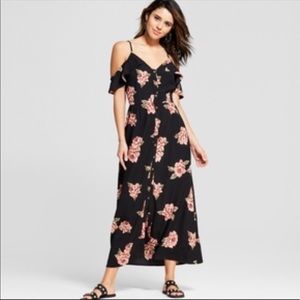 NWOT Xhilaration cold shoulder maxi dress